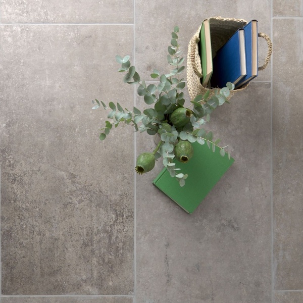 Antique stone taupe semi polished 80 X40 Med grey grout lifestyle 1
