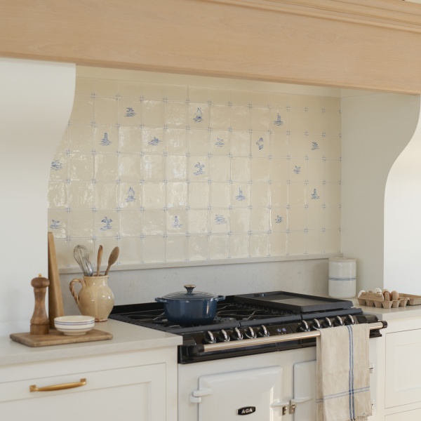 Large CORNISH DELFT TILES ANGLE 007