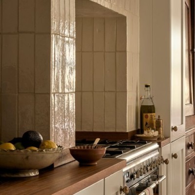 The quiet charm of neutral tiles