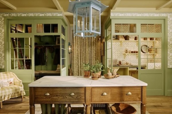 Sims Hilditch Courtyard Room landscape full room