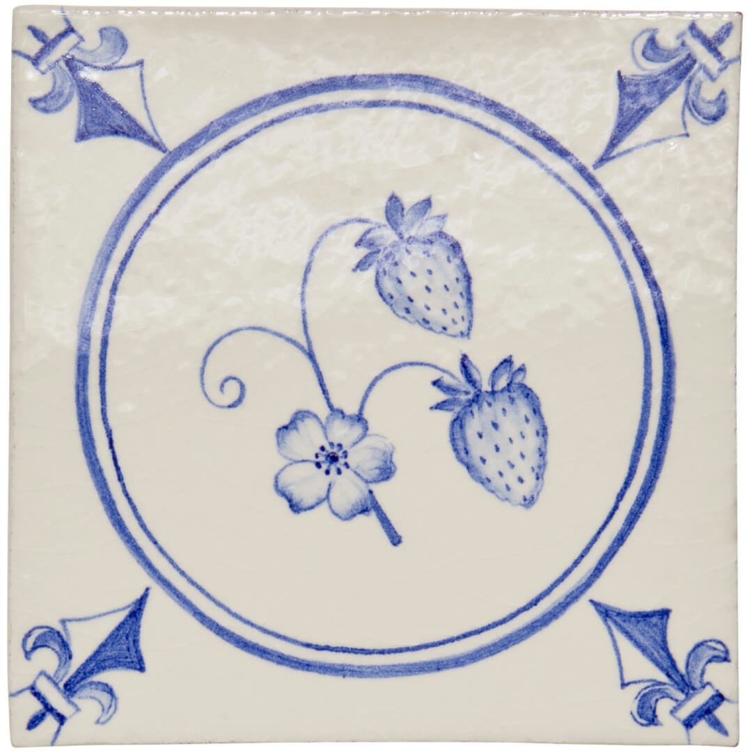 White Hart Wild Strawberry in Circle, product variant image