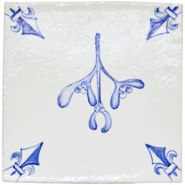 White Hart Mistletoe Chalk White cutout