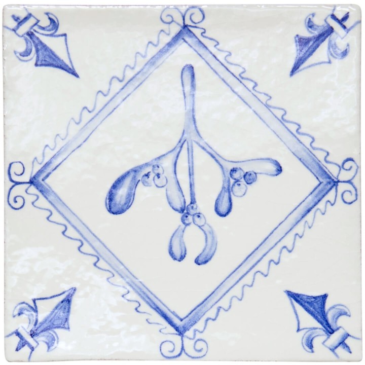 White Hart Mistletoe Diamond Chalk White cutout