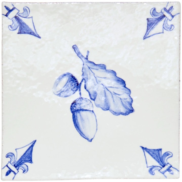 White Hart Oak Leaf Chalk White cutout
