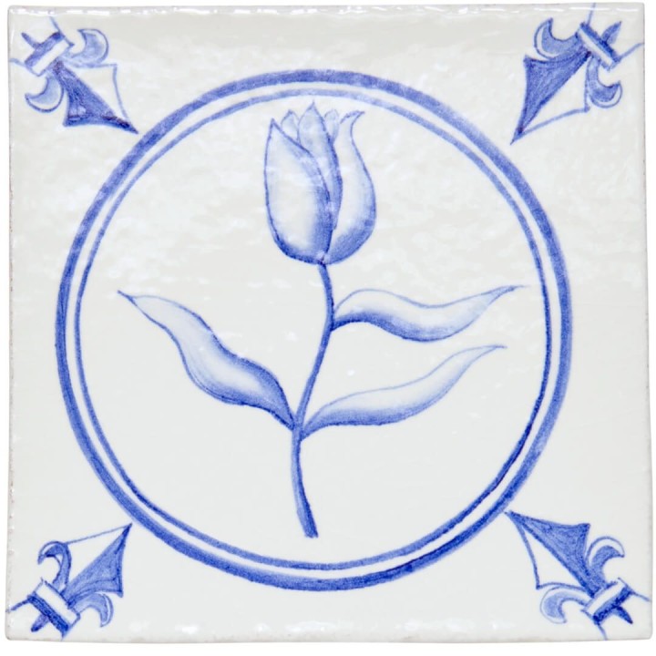 White Hart Tulip Circle Chalk White cutout