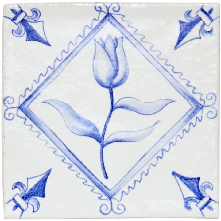 White Hart Tulip Diamond Chalk White cutout