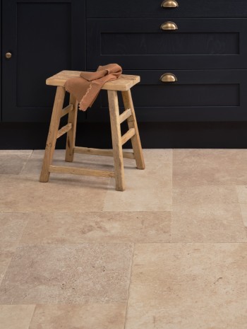 French Limestone detail