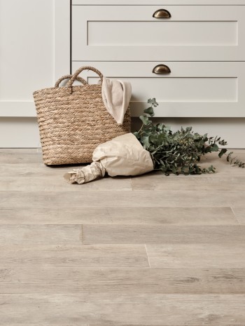 Scandi White and Bright Weathered Oak