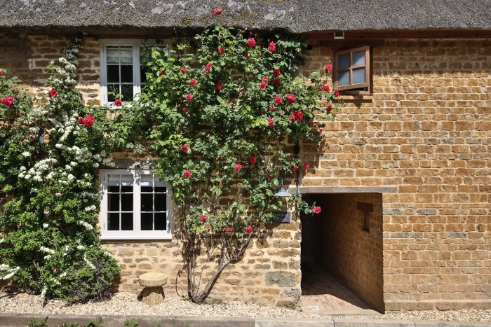 Claire Williams Photography Hathaway Cottage 38 of 50 web