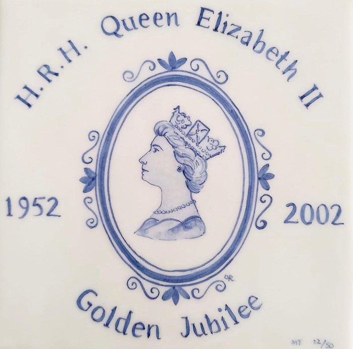 Queen elizabeth handpainted tile golden jubilee