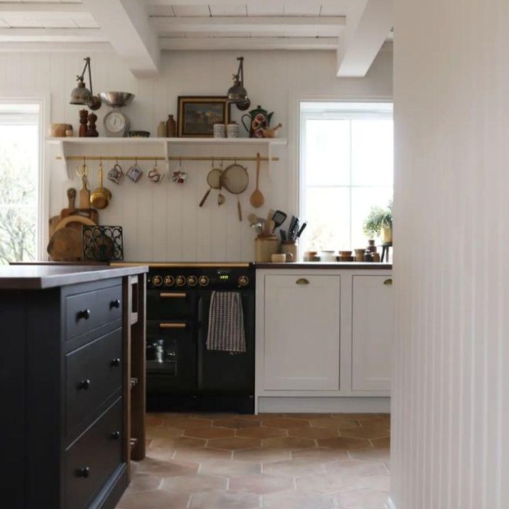 Andalucia Granada hexagon terracotta effect floor tiles in the kitchen of deardandelionhome