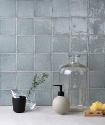 HAL SQ GRACE LIFESTYLE Medium Grey Grout 1 WEB