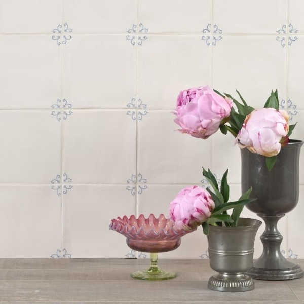 Polychrome Delft Flowers decorative corner motif tiles