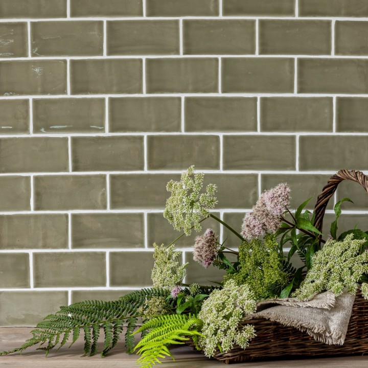 Seasons collection forest glade white grout LS1 min