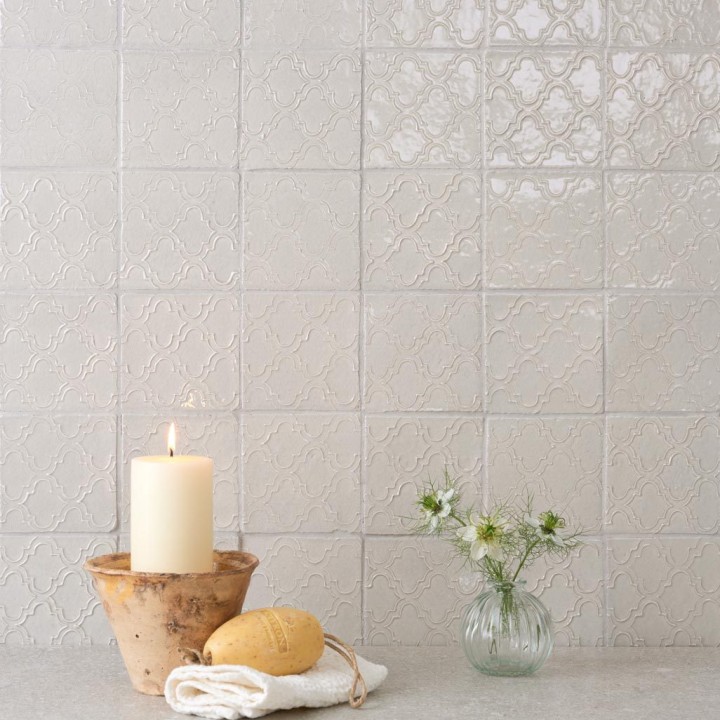 ULL SQ WOOL ETTIE LIFESTYLE Silver Grey Grout WEB