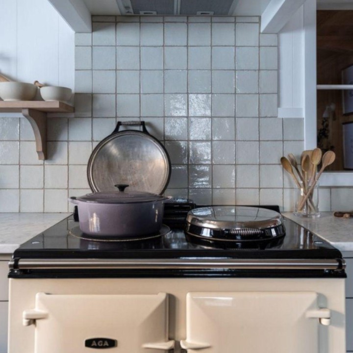 Ullswater Wool handmade wall tiles in a kitchen designed by Sims Hilditch