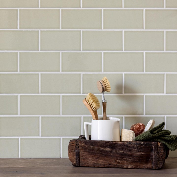 Underground Piccadilly Styled Board white grout webres