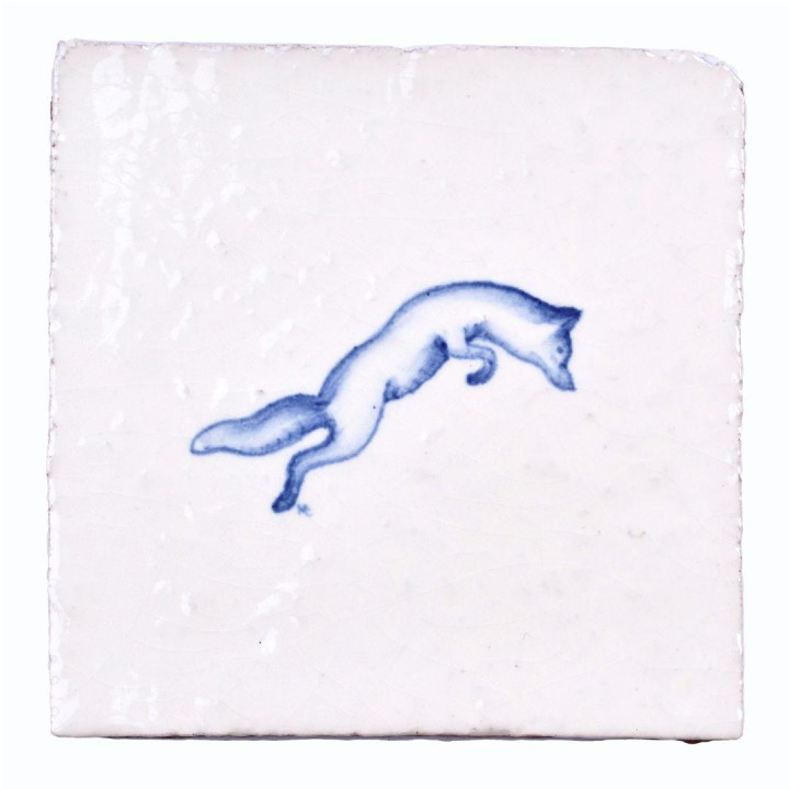 Wilding Fox no corner motif on Chalk White