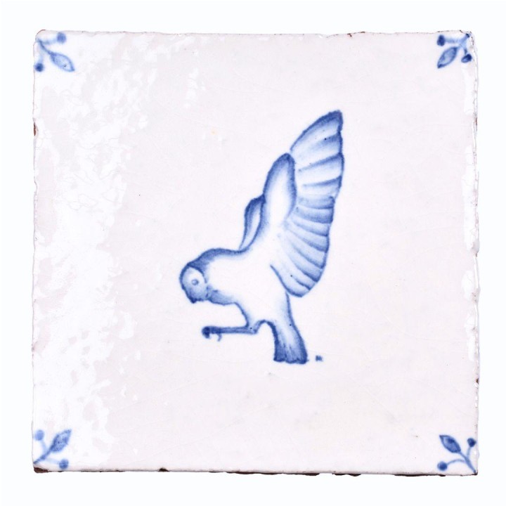 Wilding Owl with corner motif on Chalk White