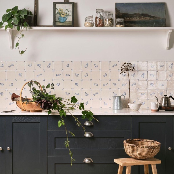 Wilding handpainted kitchen wall tiles