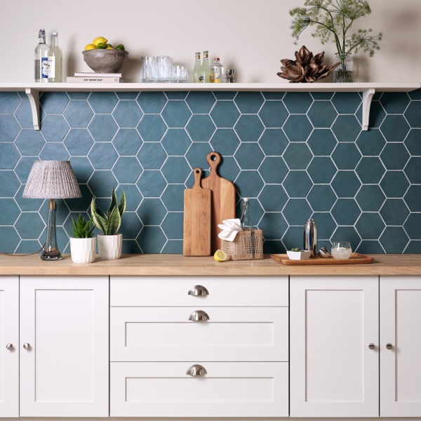 Latitude Dogger Hexagon Weathered Oak Honey Kitchen Portrait