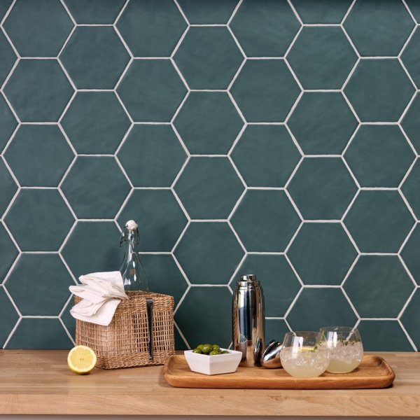 Latitude Dogger Hexagon White Grout Gin Tonic Tray Close Up WEB jpg