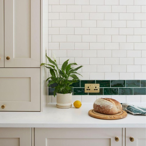 Soho So Emerald green wall tiles in kitchen