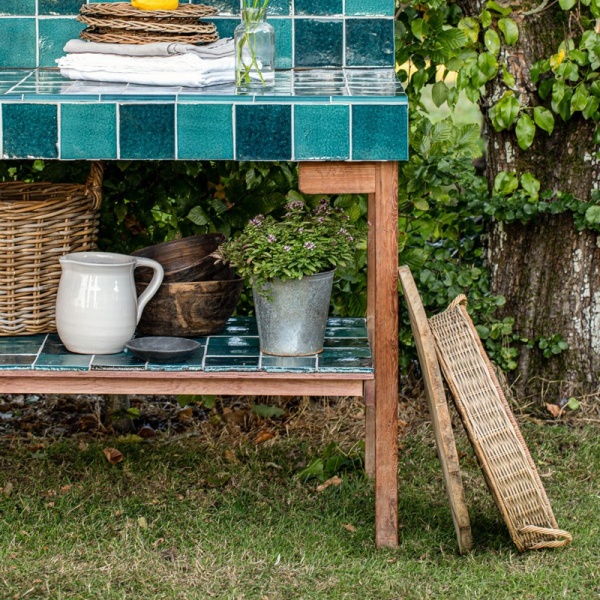 Isles Raasay tiles in an outdoor kitchen