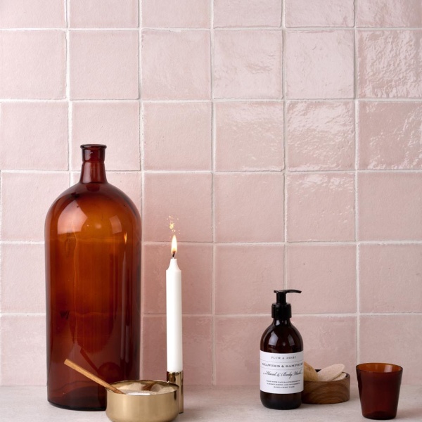 HAL SQ BLUSH LIFESTYLE 2 W Hite Grout WEB